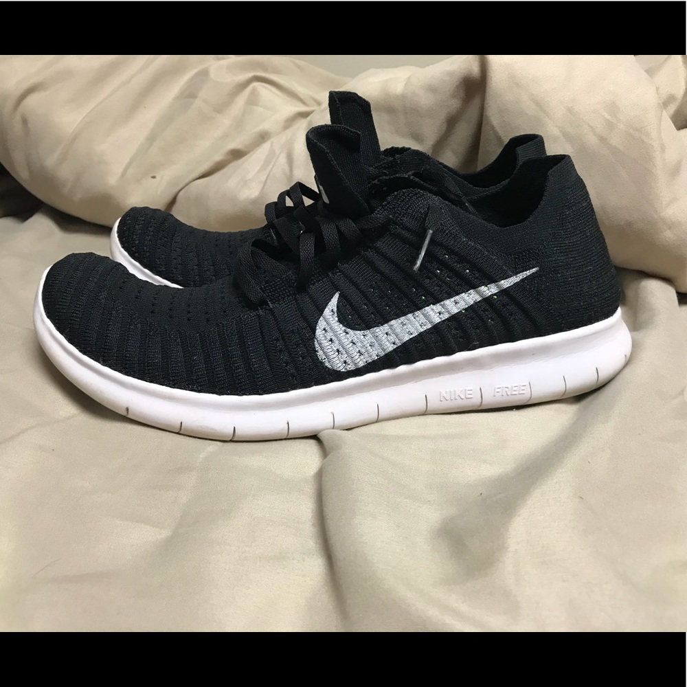 Nike Free RN Flyknit Black Size 11.5